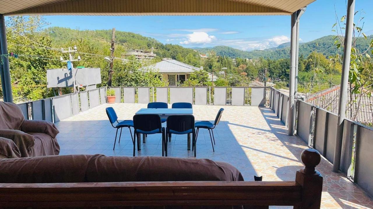 Belas House With Terrace Κουτάισι Δωμάτιο φωτογραφία