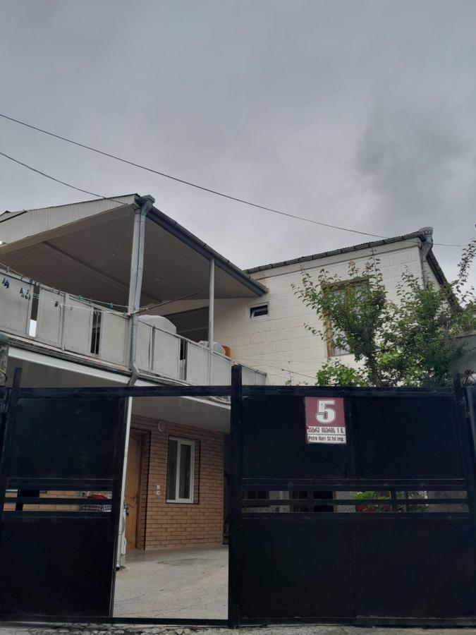 Belas House With Terrace Κουτάισι Εξωτερικό φωτογραφία