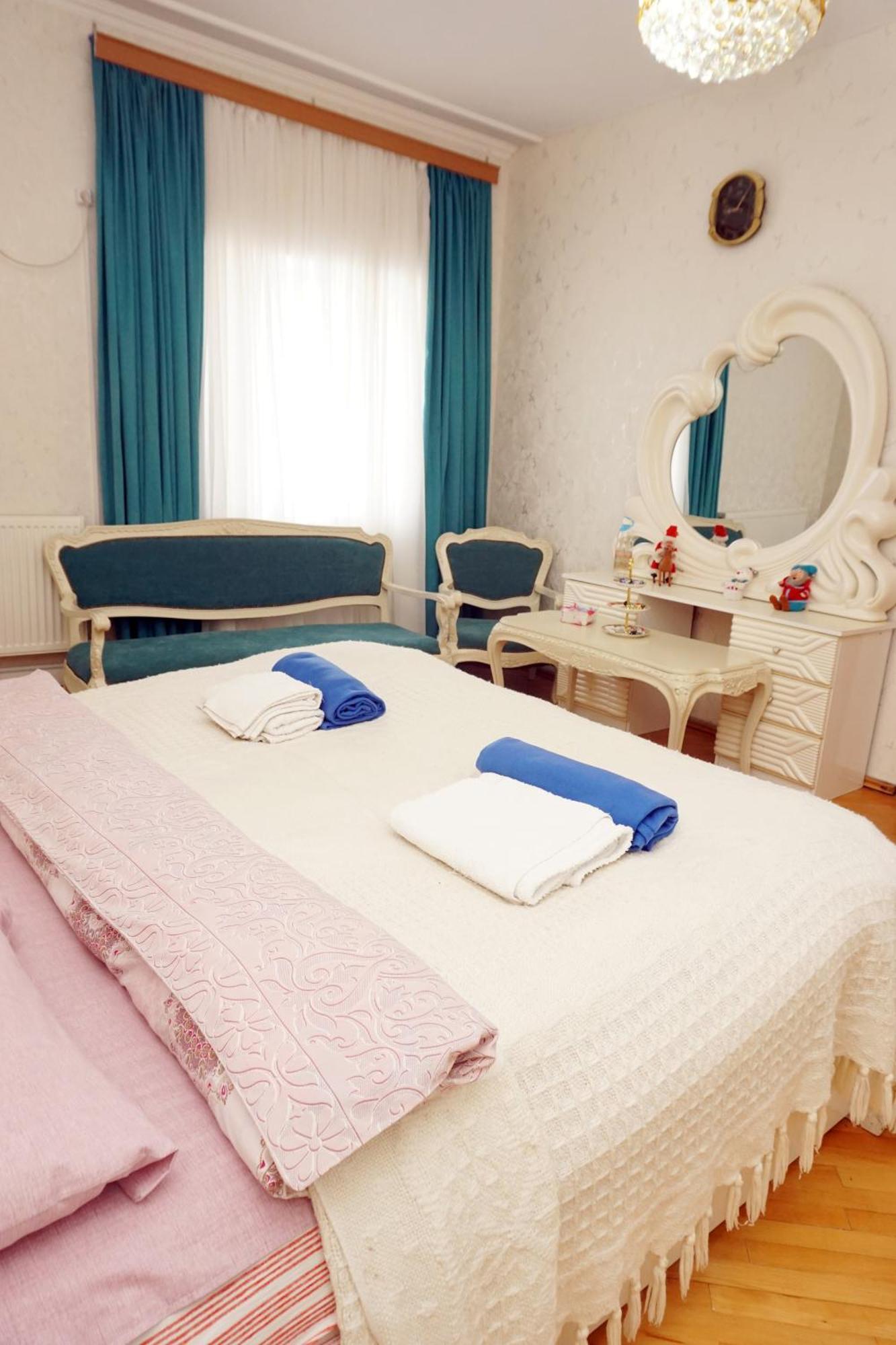 Belas House With Terrace Κουτάισι Εξωτερικό φωτογραφία
